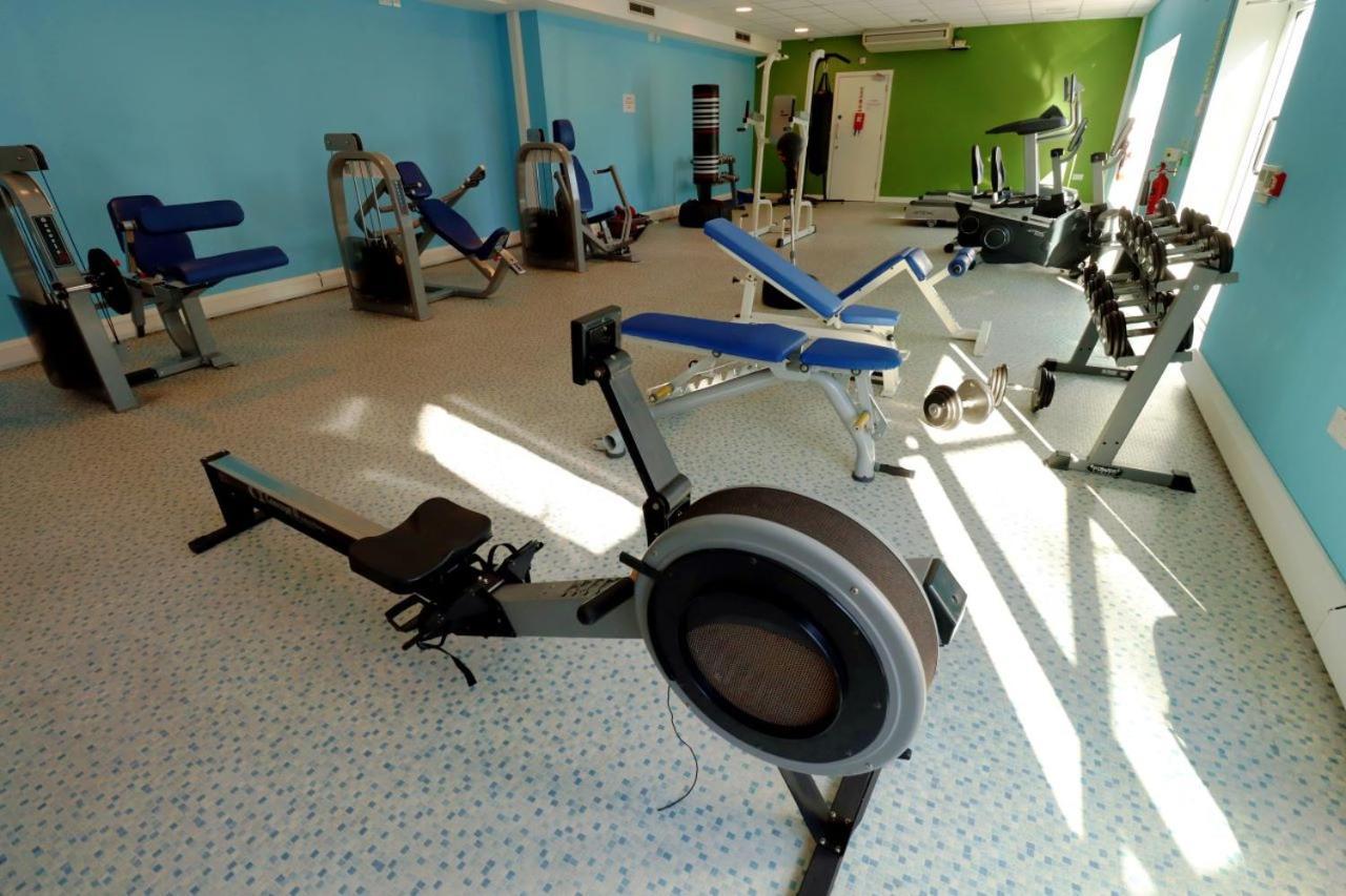 St Angela'S Lakeside Aparthotel Sala Sligo Bagian luar foto
